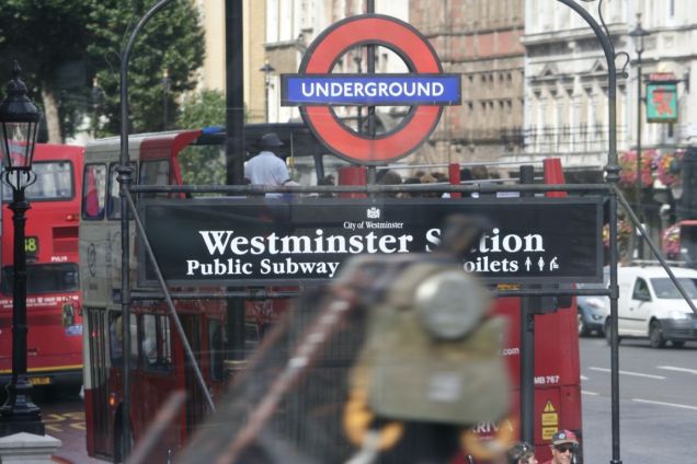 Westminster train 02