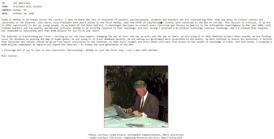 bill-clinton-al-gore-election-1996-campaign-website-bill-using-email-on-laptop