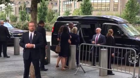 hillary-clinton-stumble-fainted-911-memorial-new-york-city-pneumonia-health