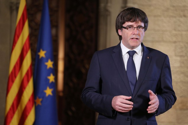 Catalan Catalunya president Carles Puigdemont speech - declaration of independence