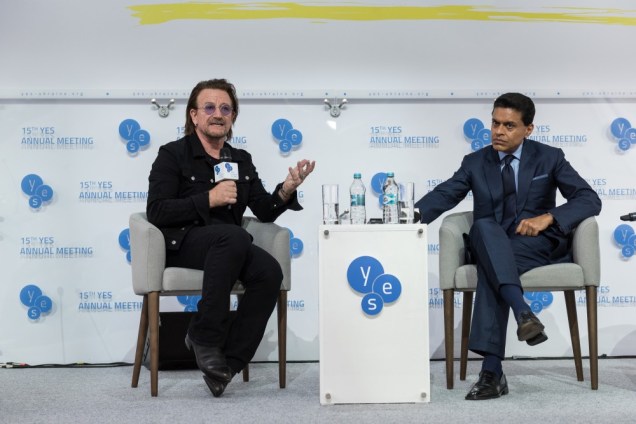 Fareed Zakaria - U2 Bono - populism Europe - Kiev
