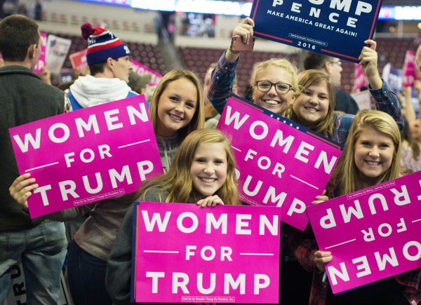 White women vote for Donald Trump - US midterms 2018